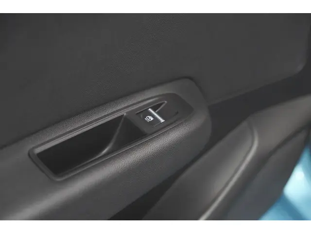 Renault Clio TCe 100 Intens 2020 Benzine 21