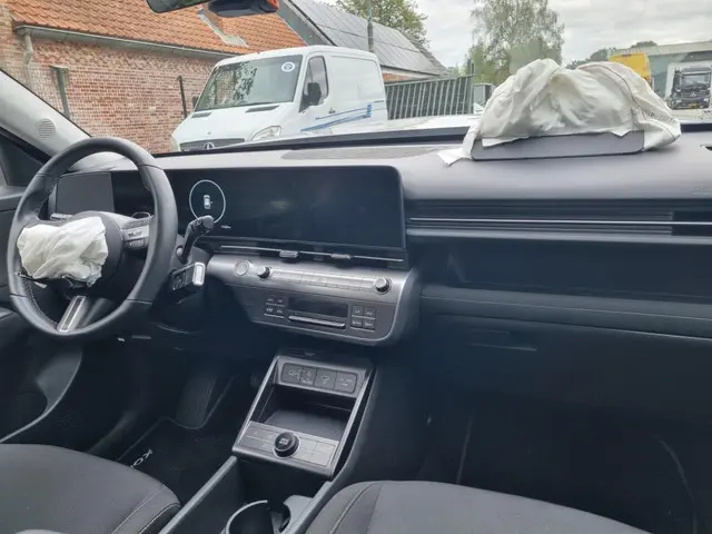 Hyundai Kona 1.6 GDI HEV Comf. S. 2025 Hybride Benzine 9