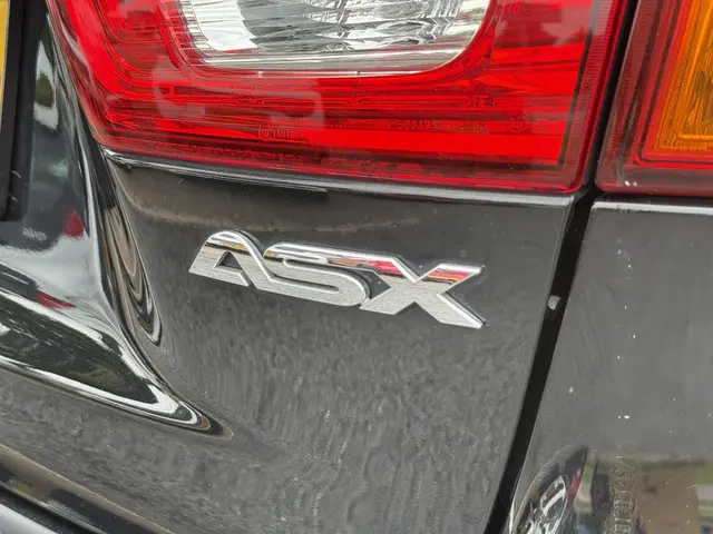 Mitsubishi ASX 1.6 Cleartec Intense 2016 Benzine 26