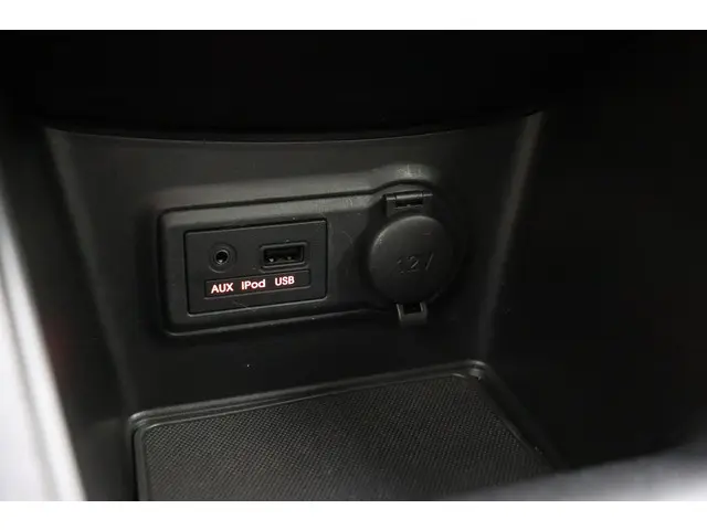 Kia Venga 1.4 CVVT Comfort Pack 2012 Benzine 19