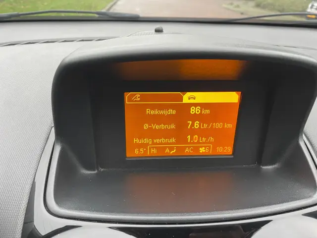 Opel Corsa 1.4-16V BlitZ 2014 Benzine 21