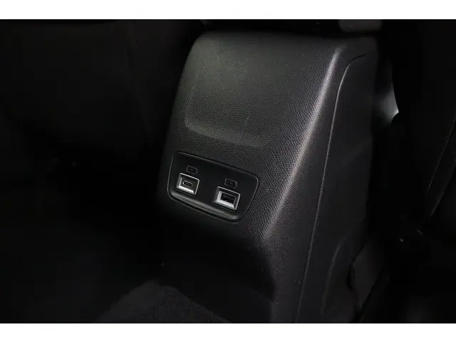 Peugeot 208 PureTech 100 Allure 2024 Benzine 10