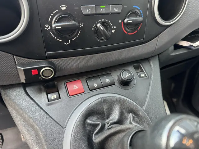 Peugeot Partner 120 1.6 BlueHDi 100 L1 XR 2016 Diesel 19