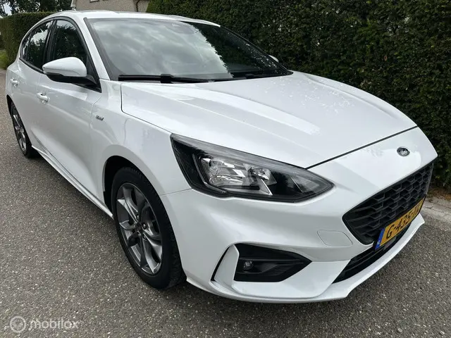 Ford Focus 1.0 EcoBoost ST Line Business 2019 Benzine 6