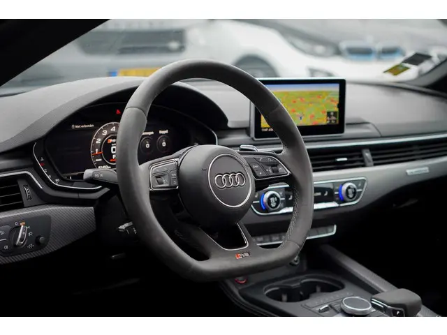 Audi RS5 A5 Coupé 2.9 TFSI quattro 2018 Benzine 6