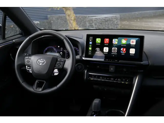 Toyota C-HR Hybrid 140 Executive 2024 Hybride Benzine 22