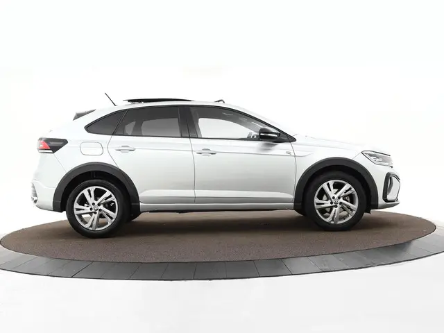 Volkswagen Taigo 1.0 TSI 115pk DSG R-Line 2024 Benzine 23