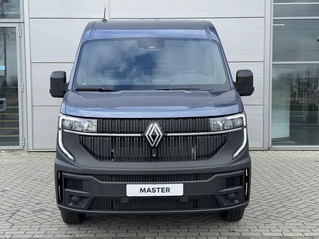 Renault Master T35 2.0 dCi 130 L2H2 Start 2024 Diesel 25
