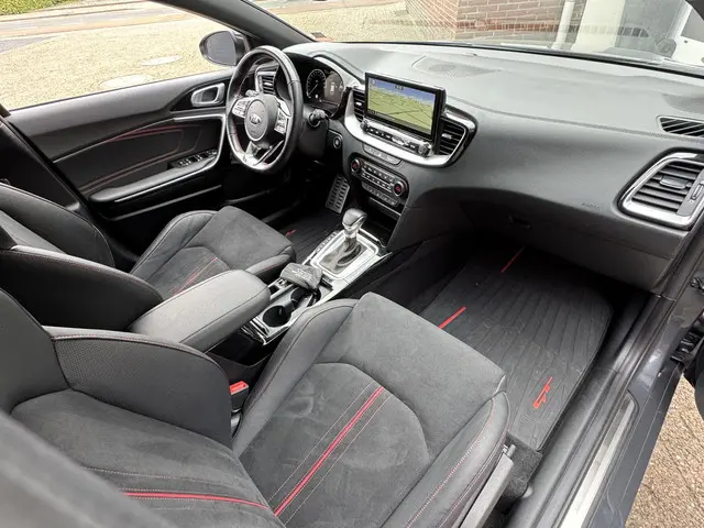 Kia Ceed pro_cee'd 1.6 TGDI GT 2021 Benzine 25