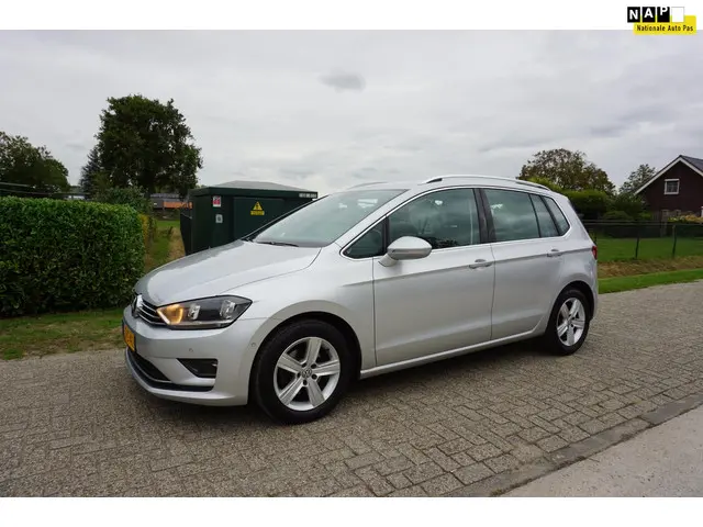 Volkswagen Golf Sportsvan 1.4 TSI Highline 2015 Benzine
