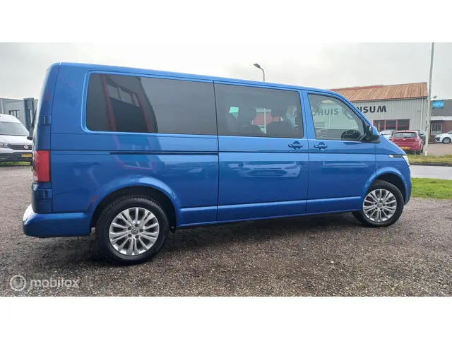 Volkswagen Transporter 2.0 TDI L2H1 30 DC 2020 Diesel 7