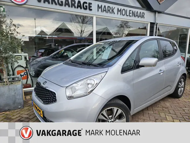 Kia Venga 1.6 CVVT DynamicPLusLine automaat 2016 Benzine 1