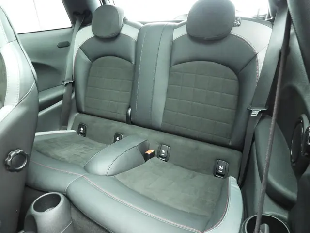 MINI 3-Deurs John Cooper Works Aut. 2020 Benzine 9