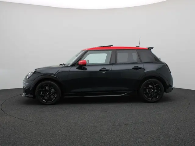 MINI 5-Deurs S 2025 Benzine 4