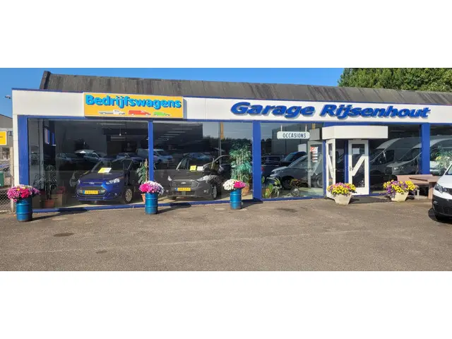 Ford Transit 350 2.0 TDCI L3H2 Ambiente 2017 Diesel 17