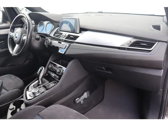 BMW 2 Serie Active Tourer 218i Executive 2019 Benzine 9