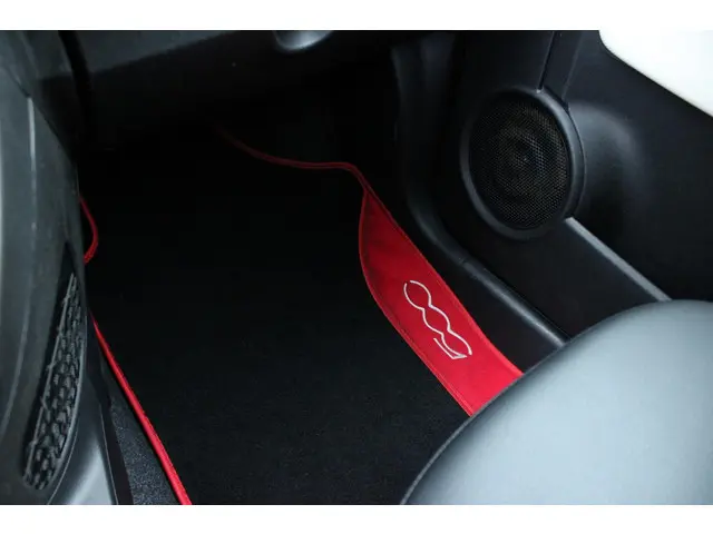 Fiat 500C 0.9 TwinAir Turbo Sport Cabrio 2017 Benzine 41