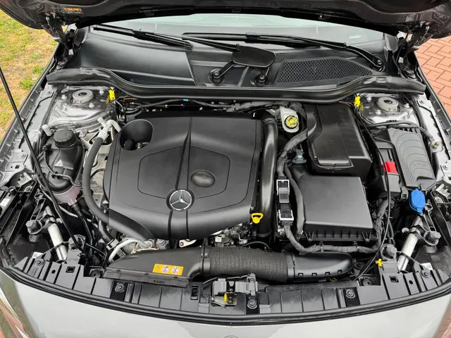 Mercedes-Benz GLA 200 d 2018 Diesel 22