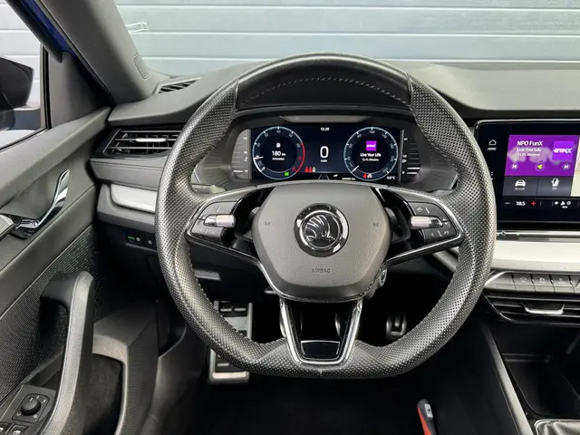 Škoda Octavia COMBI 1.0 TSI SPORT BUSINESS 2022 Benzine 6