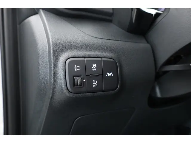 Hyundai i10 1.0 Comfort 2023 Benzine 8