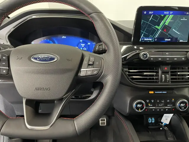 Ford Kuga 2.5 PHEV ST-Line X 2021 Hybride Benzine 12