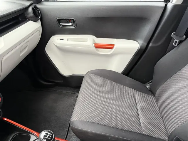 Suzuki Ignis 1.2 Comfort 2017 Benzine 23