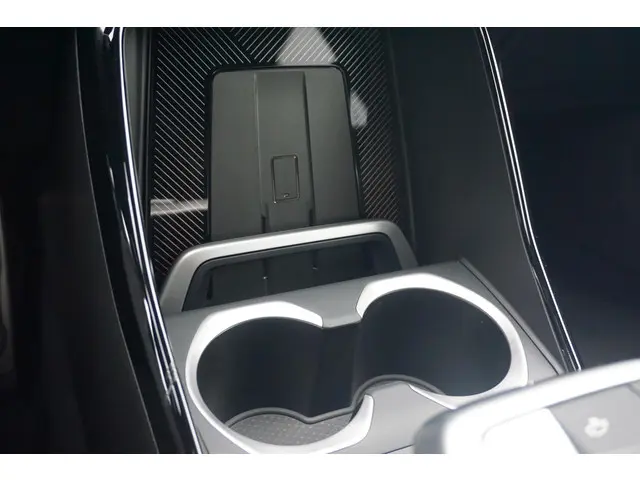 BMW iX1 eDrive20 2025 Elektrisch 17