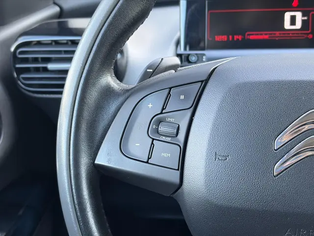 Citroën C4 Cactus 1.2 PureTech Business 2016 Benzine 19