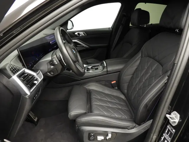 BMW X6 xDrive 30d 2024 Diesel 7