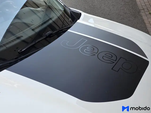 Jeep Avenger Summit 54 kWh 2024 Elektrisch 3