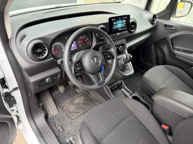 Mercedes-Benz Citan 108 CDI L1 Pro 2022 Diesel 2