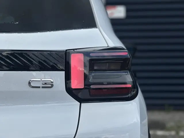 Citroën C3 1.2 Turbo 100pk Max 2025 Benzine 8