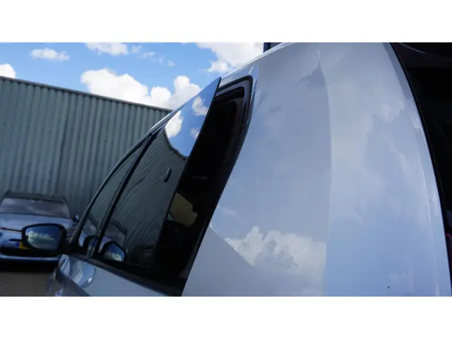 Volkswagen up! 1.0 75pk 5Drs Street Up! 2015 Benzine 45