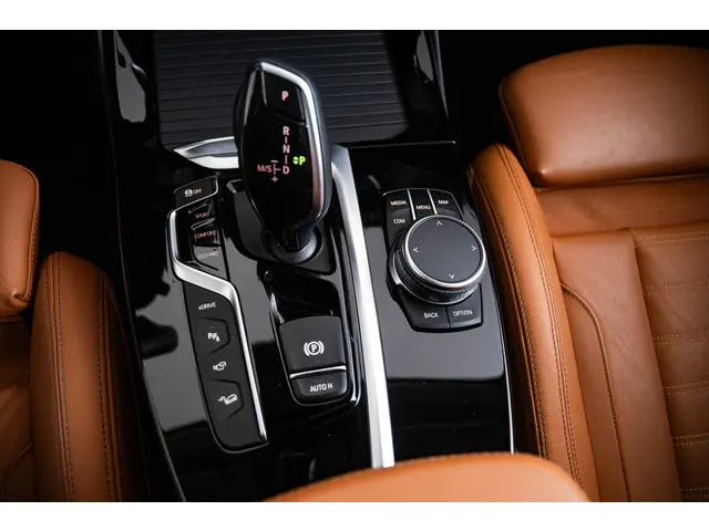 BMW X3 xDrive30e High Executive 2021 Hybride Benzine 17
