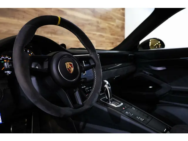 Porsche 911 4.0 GT3 RS 2020 Benzine 23