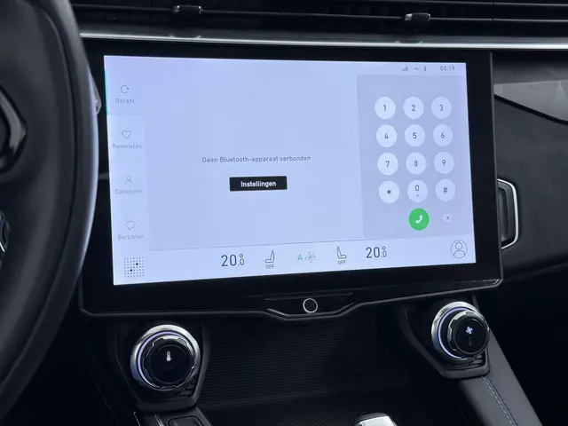 Lynk & Co 01 1.5 2022 Hybride Benzine 37