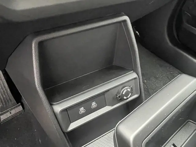 KGM Musso Platinum 4WD 2025 Elektrisch 18