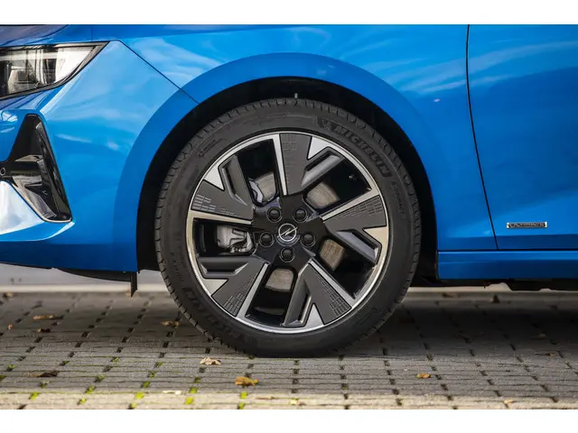 Opel Astra Electric 54 kWh GS 2024 Elektrisch 21