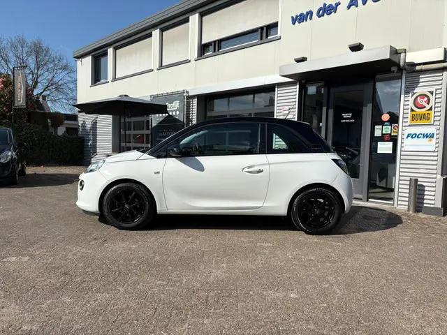 Opel ADAM 1.2 2013 Benzine 8