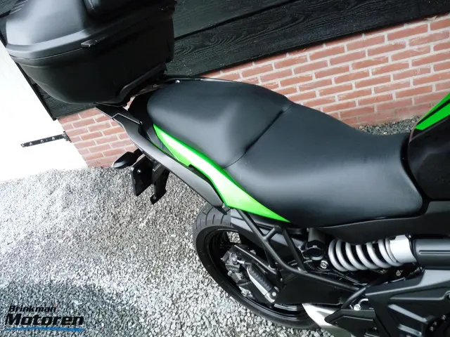 Kawasaki Versys 650 ABS 2022 Benzine 29