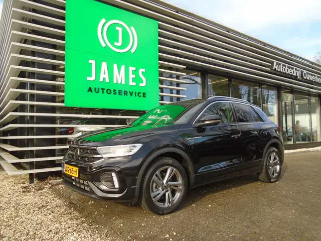 Volkswagen T-Roc 1.5 TSI R-Line Edition 2025 Benzine 7
