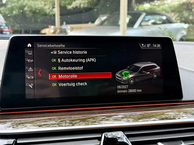 BMW 5 Serie Touring 530i High Executive 2018 Benzine 25