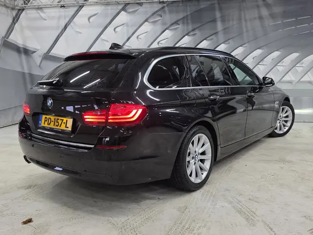 BMW 5 Serie Touring 520d High Executive 2016 Diesel 6