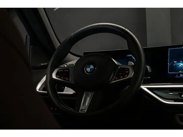 BMW X6 xDrive30d 2024 Diesel 42