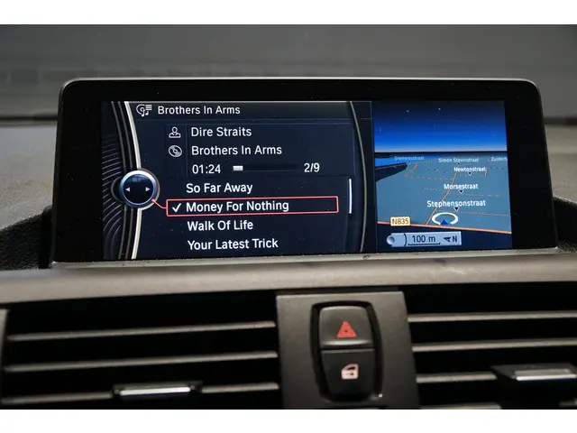 BMW 1 Serie 116i Business+ 2012 Benzine 19