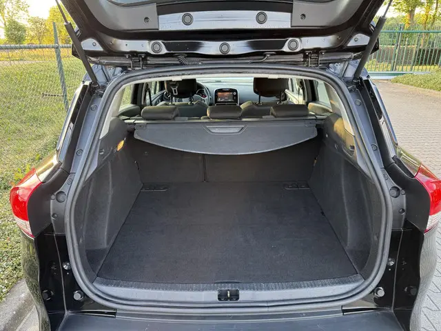 Renault Clio Estate 1.5 dCi Ecoleader Zen 2017 Diesel 19