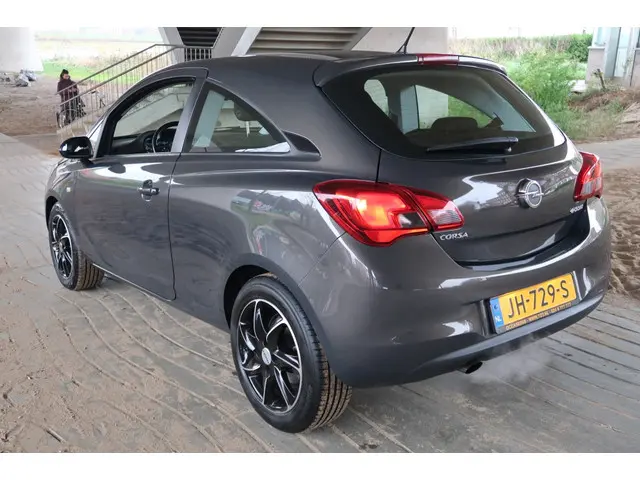 Opel Corsa 1.0 Turbo Business+ 2016 Benzine 8