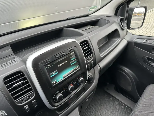 Renault Trafic 2.0 dCi 145 T29 L2H1 Comfort 2021 Diesel 27