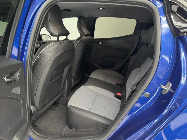 Renault Clio 1.0 TCe 90 GPF techno 2023 Benzine 23