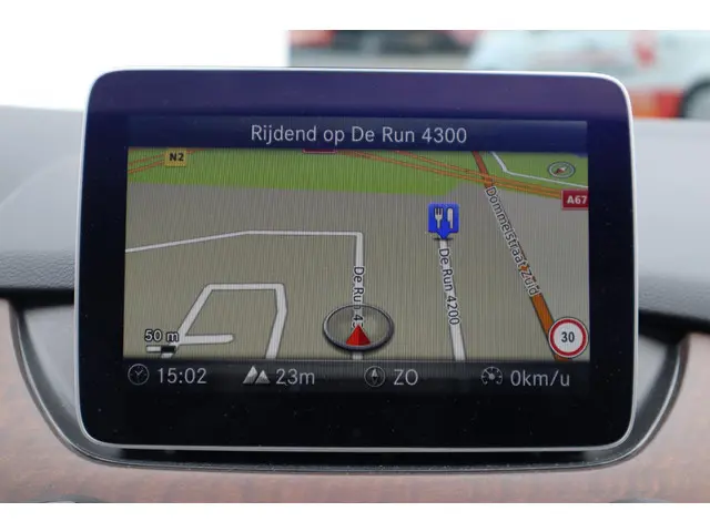 Mercedes-Benz B-Klasse 200 PRESTIGE 2014 Benzine 30